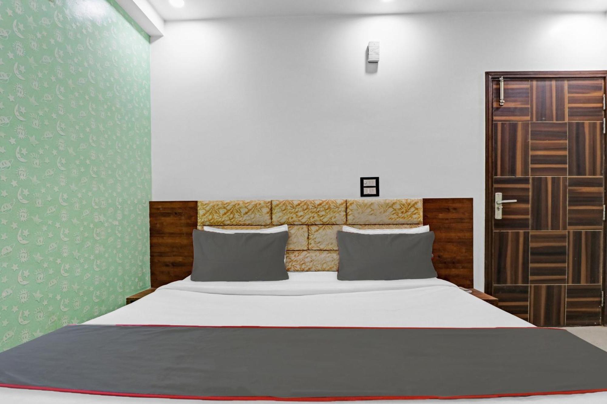 Hotel O Bharat Stay Near Indira Gandhi International Airport New Delhi Exterior photo